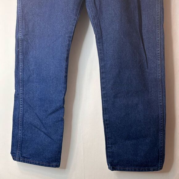 Wrangler Jeans Men’s 38X32 100%Cotton Blue Dark Wash Relaxed Fit Straight - Picture 12 of 14